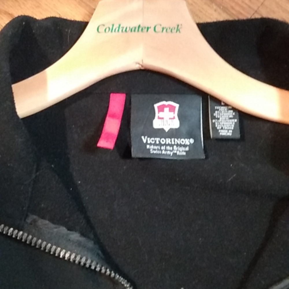 Victory Knox large men's winter jacket